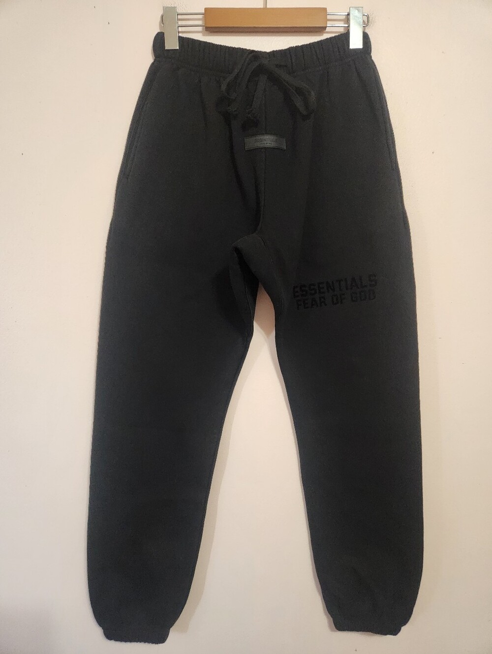 FOG Essentials Black Flocked Logo 100% Cotton Classic Sweatpants Size Large